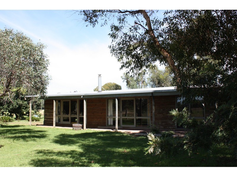 769 Benalla Tatong Road, Benalla VIC 3672