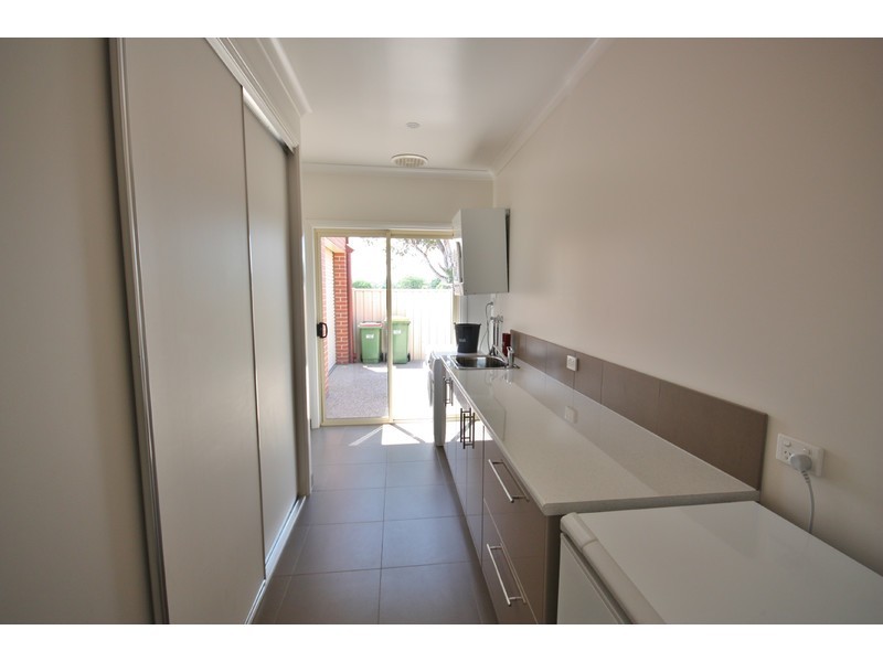 10 Weary Dunlop Drive, Benalla VIC 3672