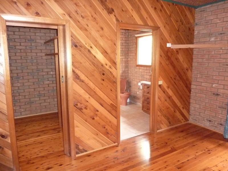 24 McConnan Street, Benalla VIC 3672