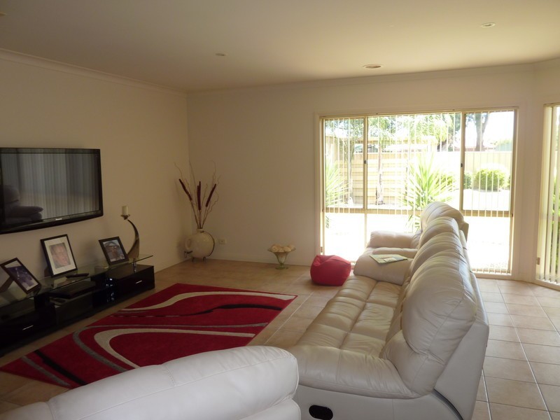 25 Rivergum Ave, Benalla VIC 3672