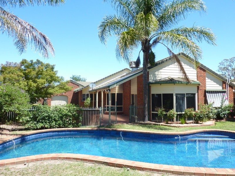 4 Regency Court, Benalla VIC 3672