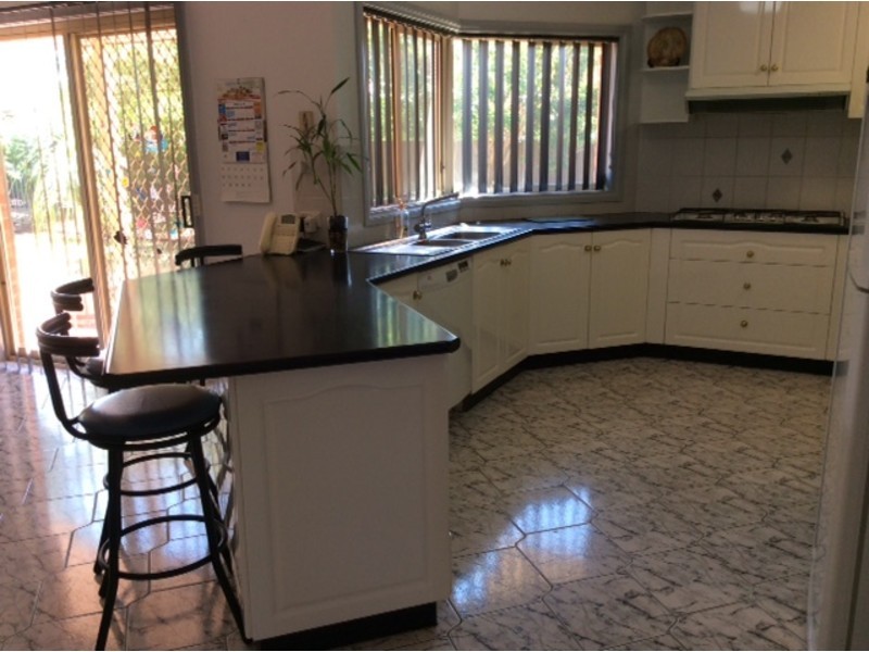 4 Regency Court, Benalla VIC 3672