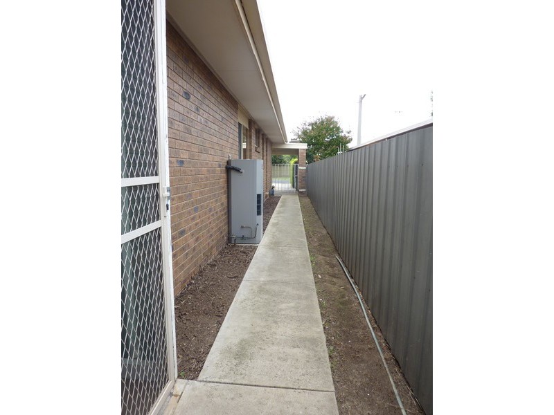 1/12 Reilly Avenue, Benalla VIC 3672