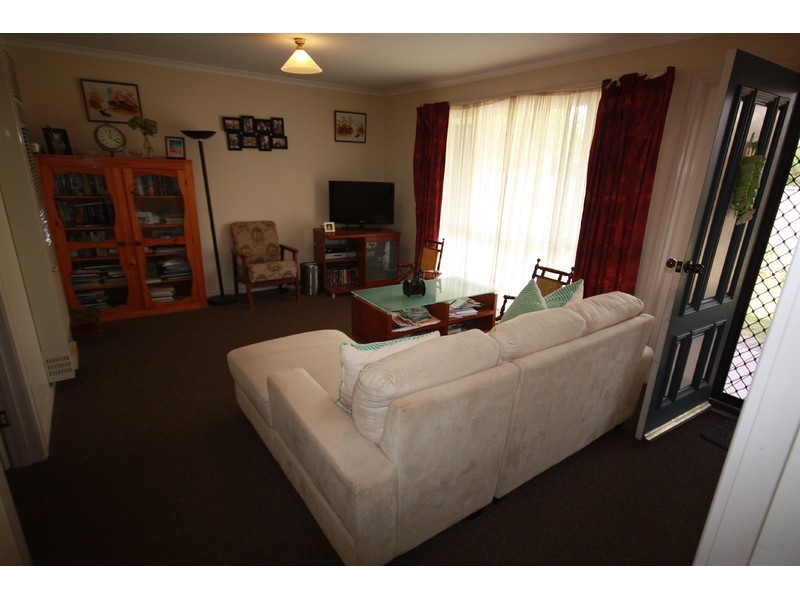 6 Park Place, Benalla VIC 3672