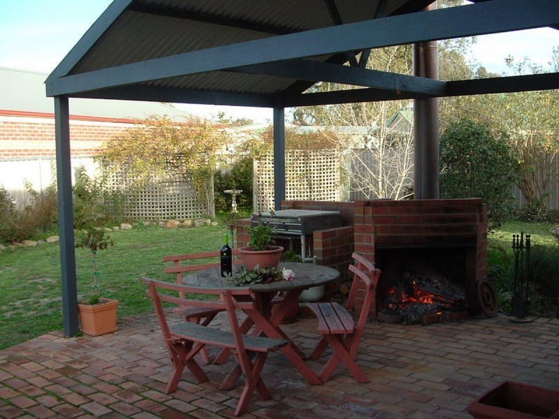 6 Park Place, Benalla VIC 3672