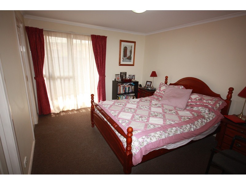 6 Park Place, Benalla VIC 3672