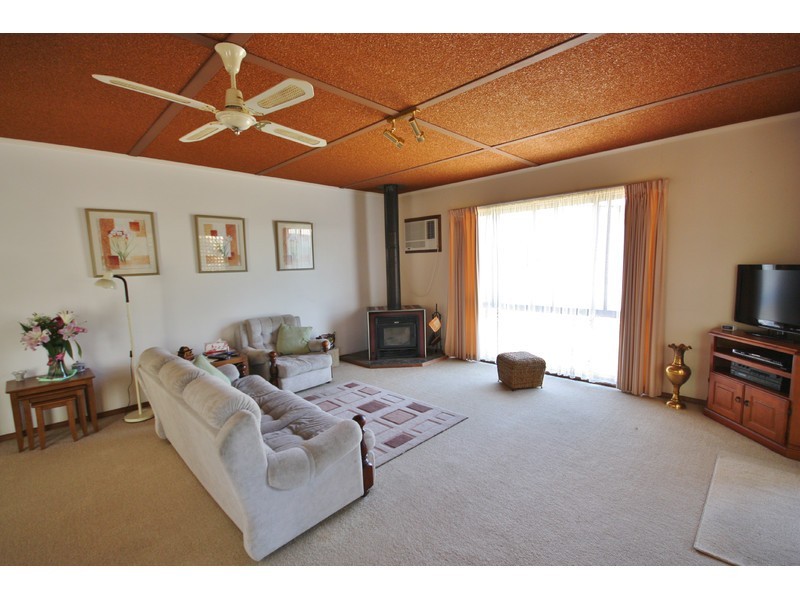 132 Mackellar Street, Benalla VIC 3672