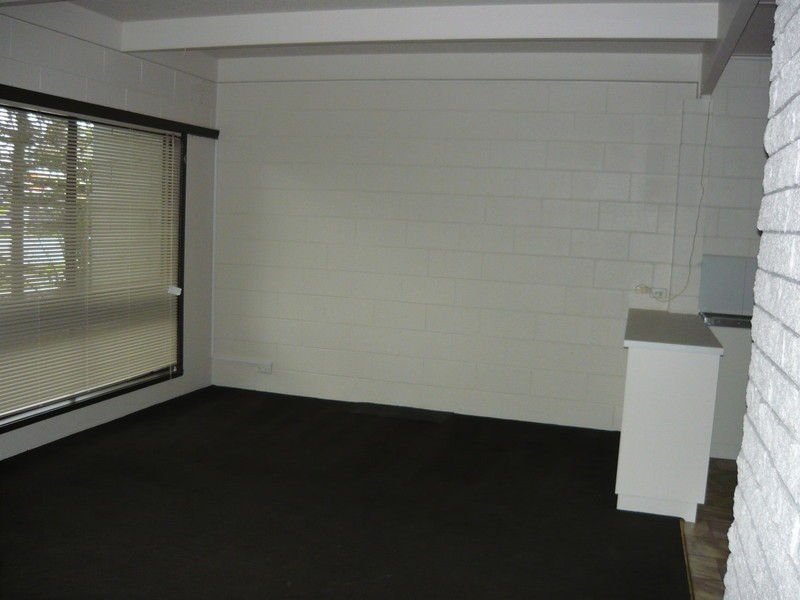 2/18 Benalla Street, Benalla VIC 3672