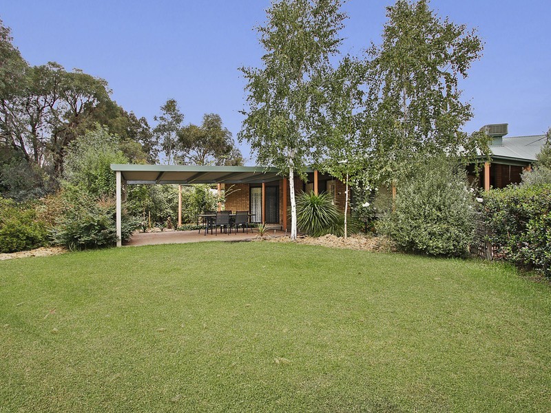 19 Glenfern Crt, Benalla VIC 3672