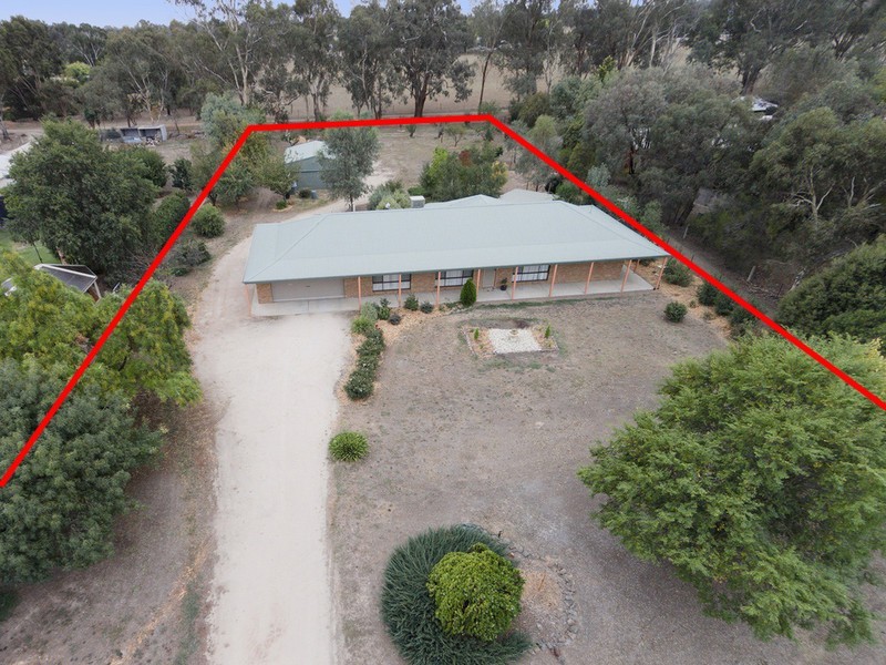 19 Glenfern Crt, Benalla VIC 3672