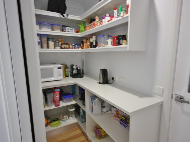 16 Sir Edward Drive, Benalla VIC 3672