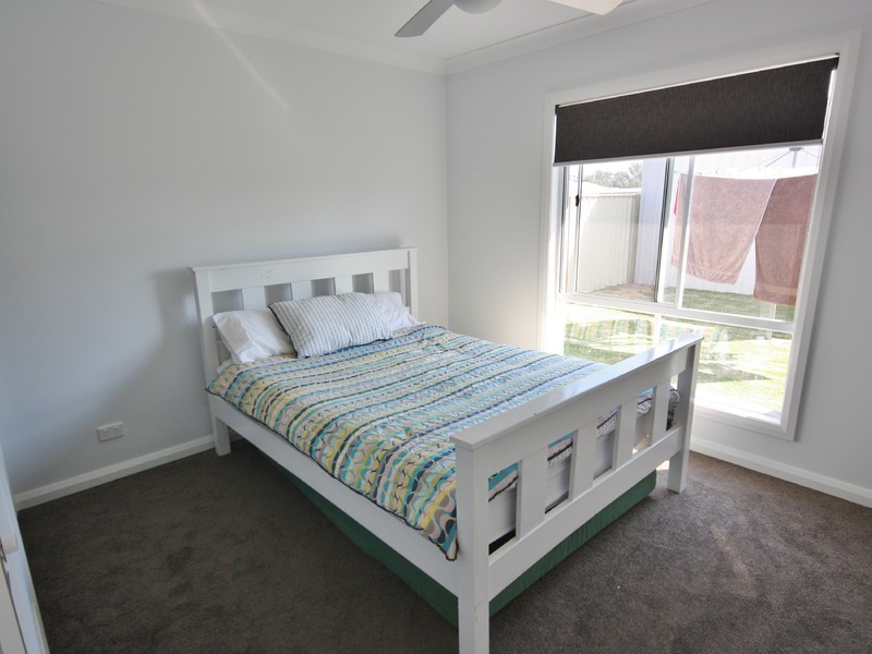 16 Sir Edward Drive, Benalla VIC 3672