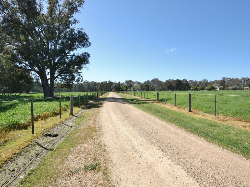 Crawford Road, Benalla VIC 3672