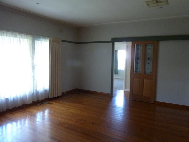 14 Dunlop Place, Benalla VIC 3672