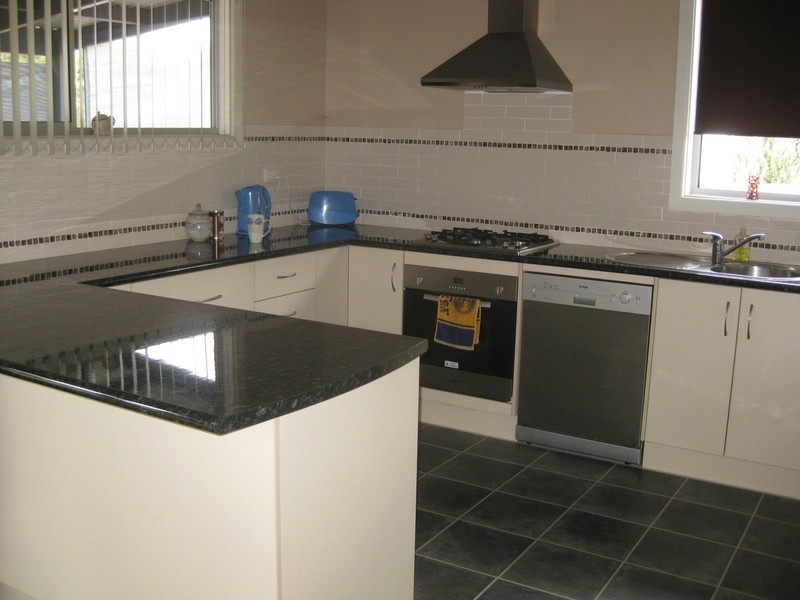 30 Roe Street, Benalla VIC 3672