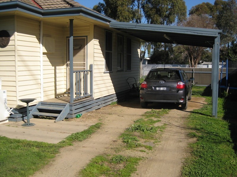 30 Roe Street, Benalla VIC 3672