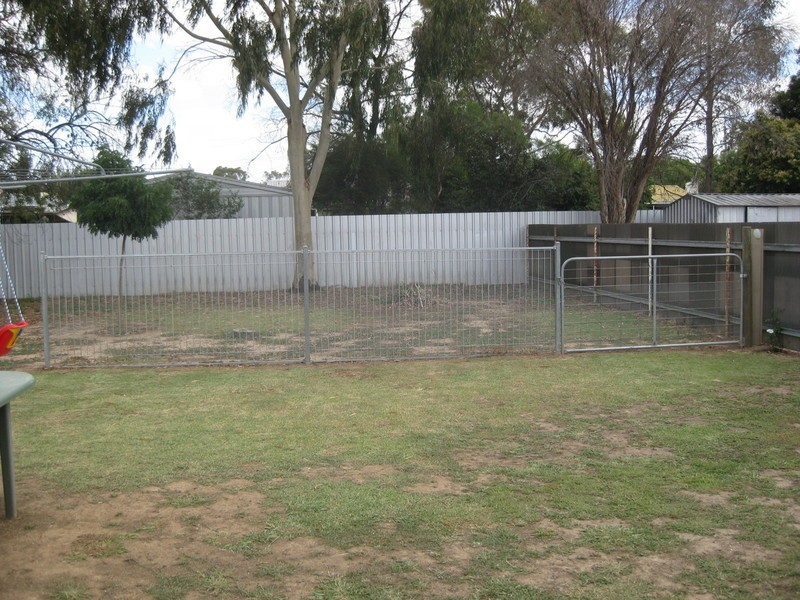 30 Roe Street, Benalla VIC 3672