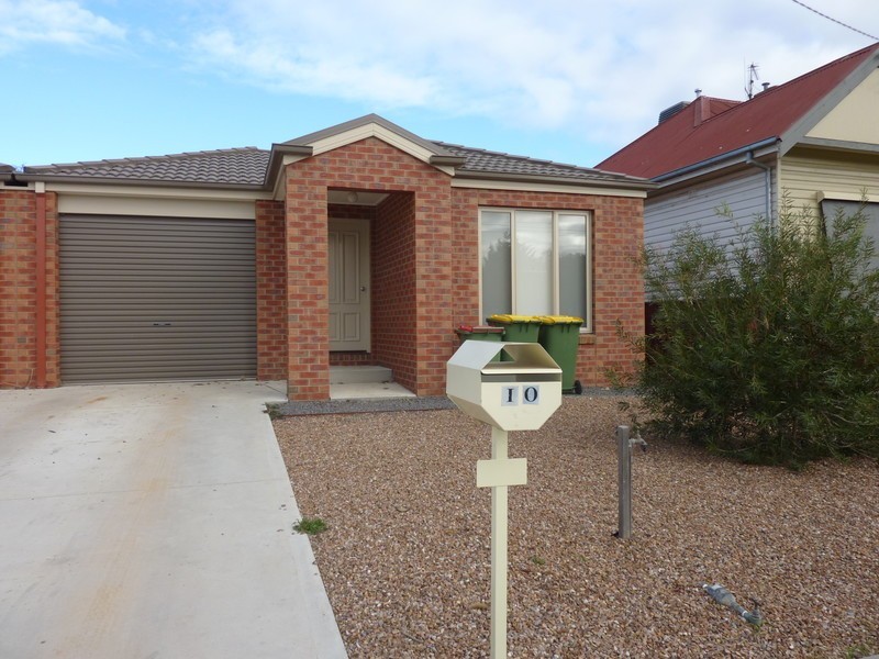 10 Nixon Street, Benalla VIC 3672