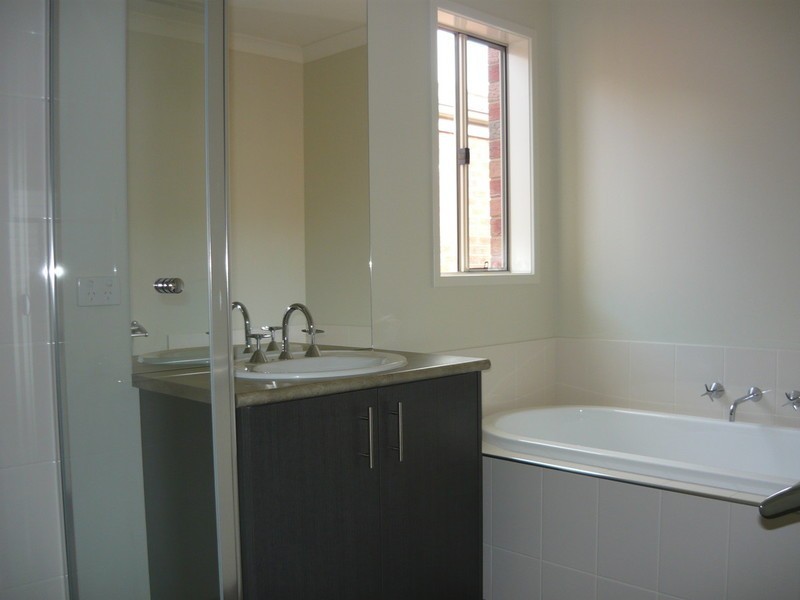 10 Nixon Street, Benalla VIC 3672