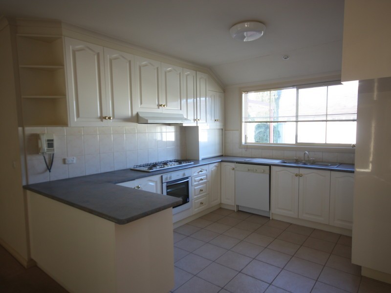 17 Grubissa Court, Benalla VIC 3672