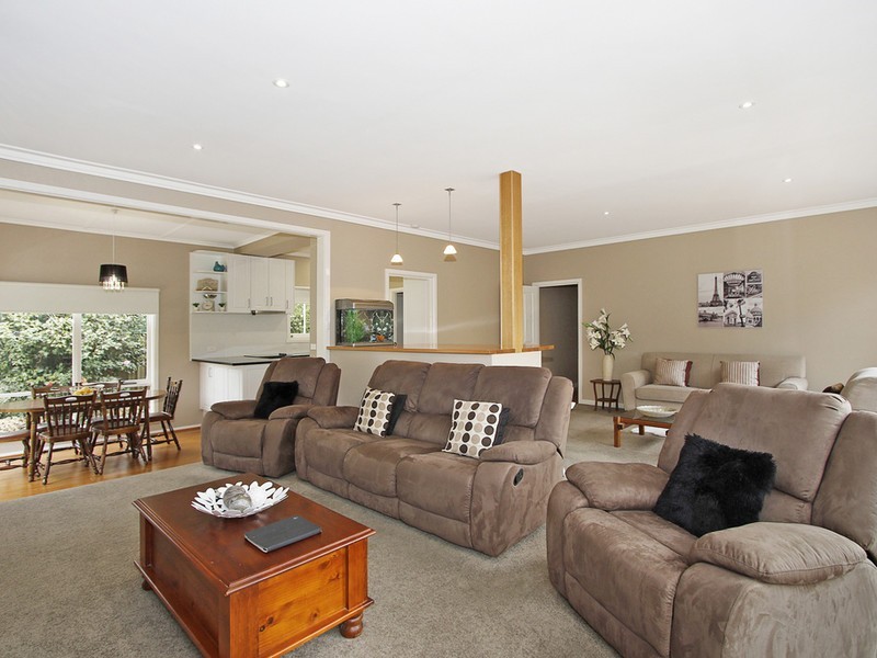 13 Quantrill Avenue, Benalla VIC 3672