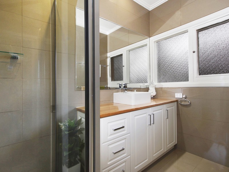 13 Quantrill Avenue, Benalla VIC 3672