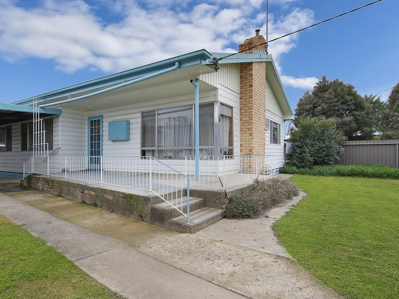 28 Dunn Street, Benalla VIC 3672