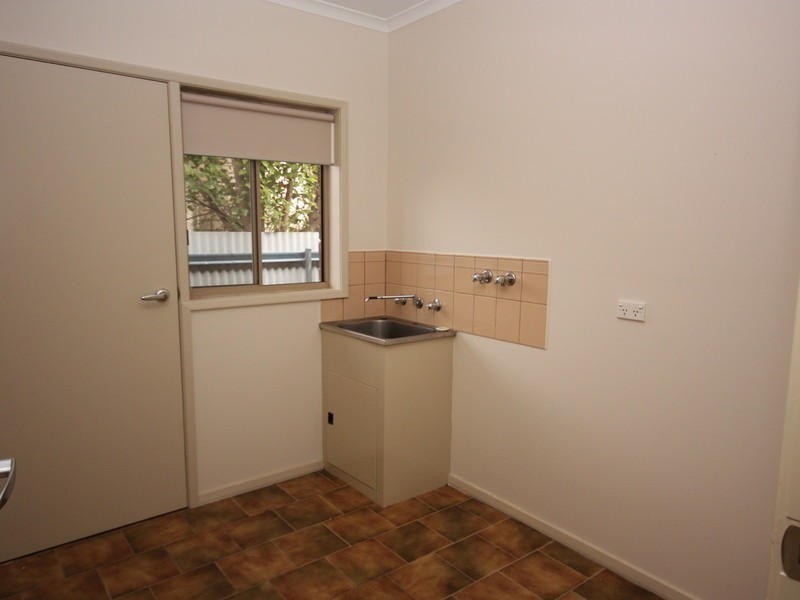 2/90 Salisbury Street, Benalla VIC 3672