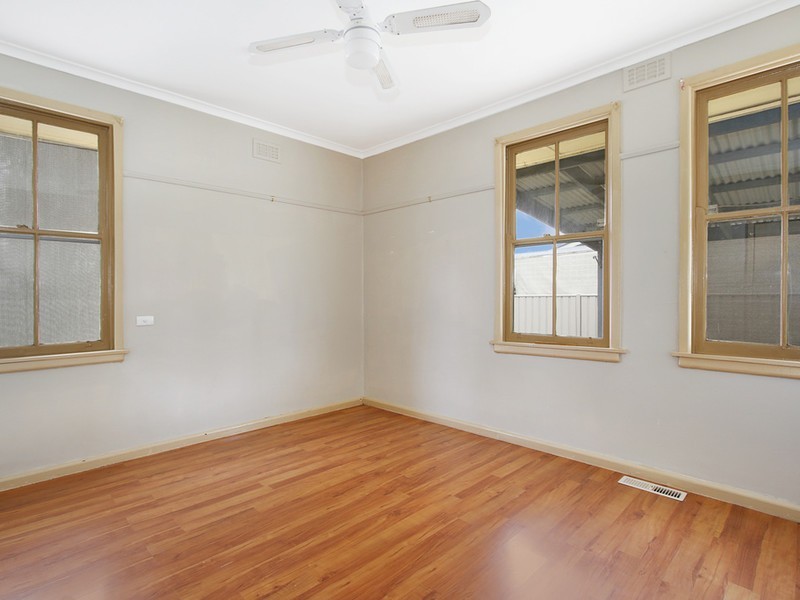 30 Roe Street, Benalla VIC 3672