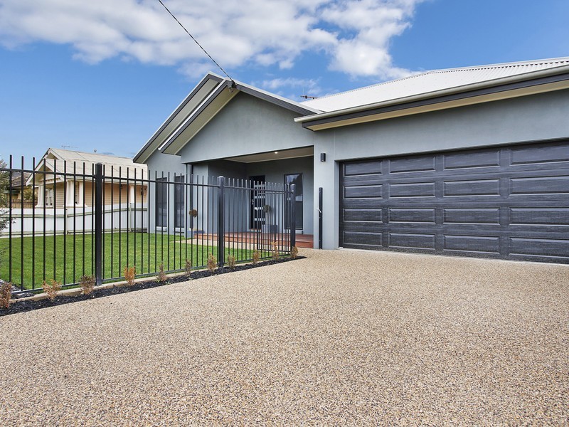 32 Salisbury Street, Benalla VIC 3672