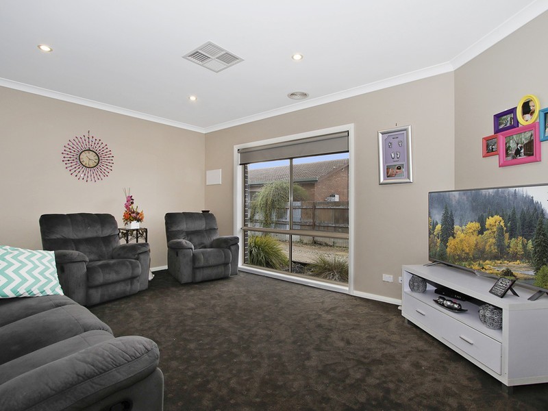 2/1 Mary Street, Benalla VIC 3672