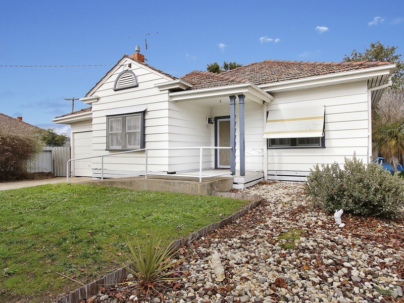 30 MacKellar Street, Benalla VIC 3672