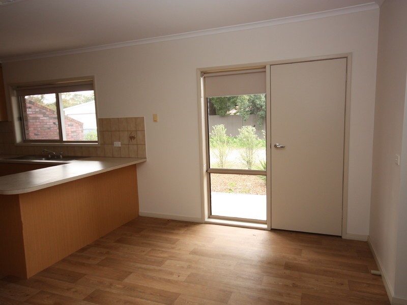 2/90 Salisbury Street, Benalla VIC 3672