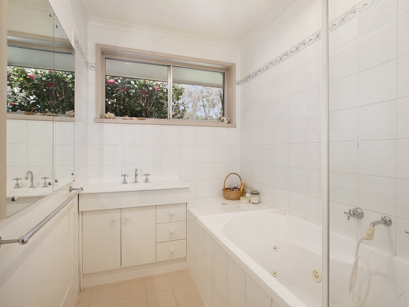 153 Police Track Lima East, Benalla VIC 3672