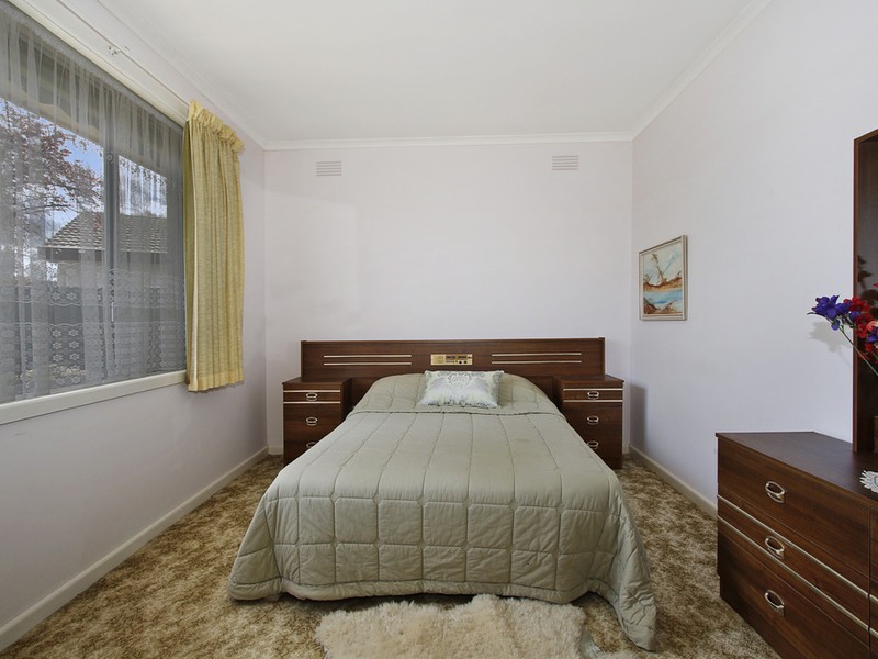 12 Waller Street, Benalla VIC 3672