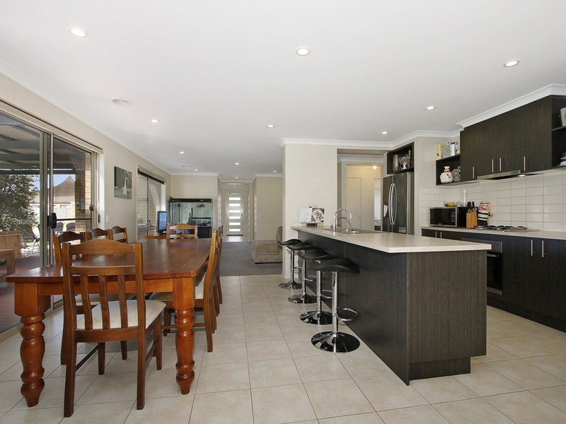 14 Stapleton Court, Benalla VIC 3672