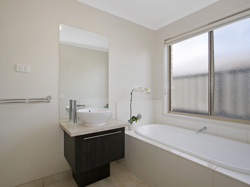 14 Stapleton Court, Benalla VIC 3672