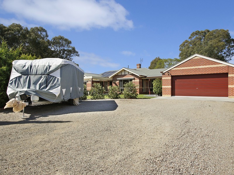 8 Park Place, Benalla VIC 3672