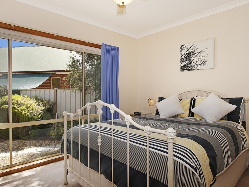 8 Park Place, Benalla VIC 3672