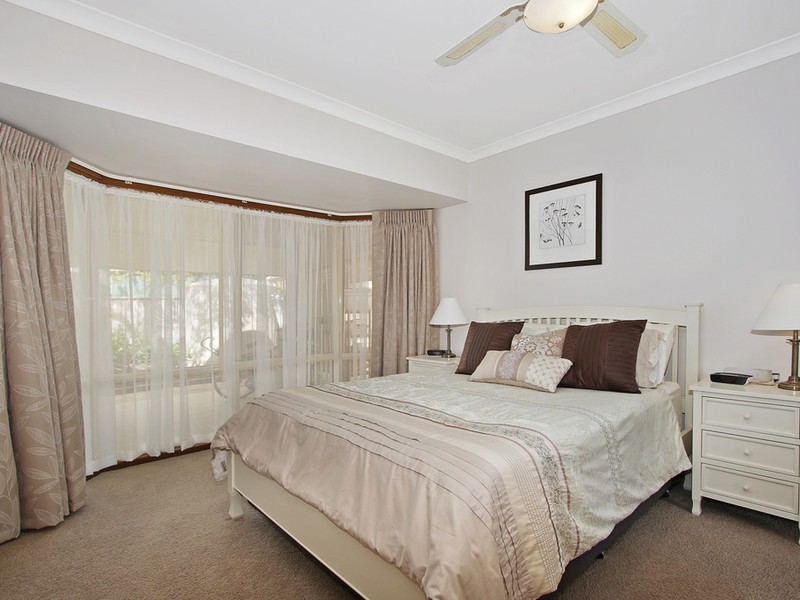 8 Park Place, Benalla VIC 3672