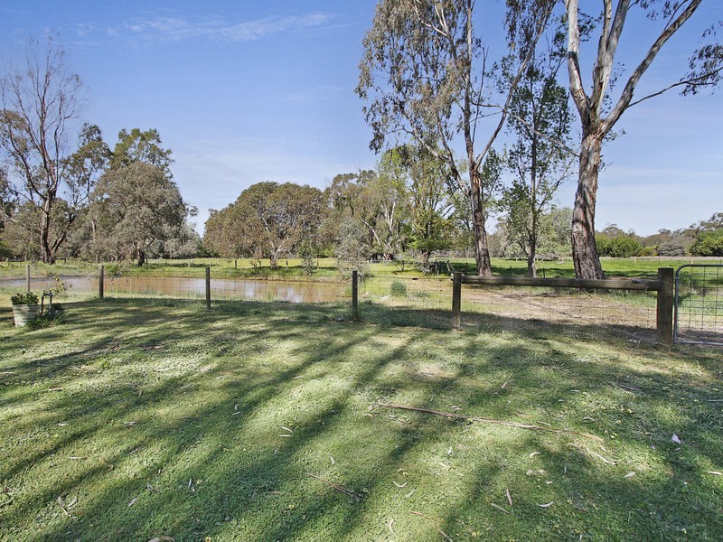 15 Grant Drive, Benalla VIC 3672