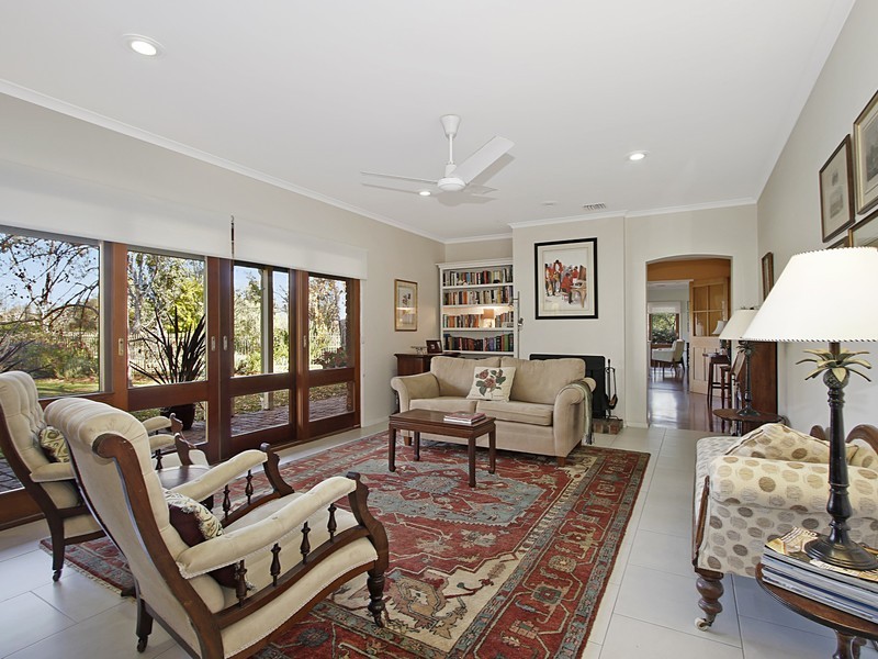 15 Grant Drive, Benalla VIC 3672