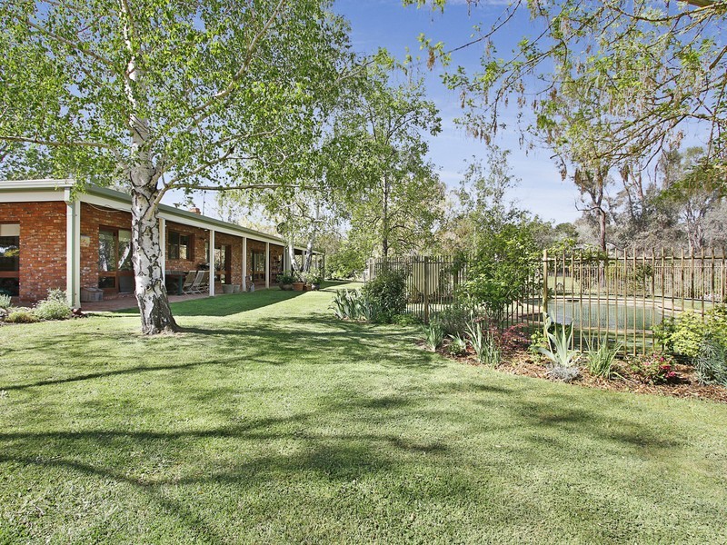 15 Grant Drive, Benalla VIC 3672