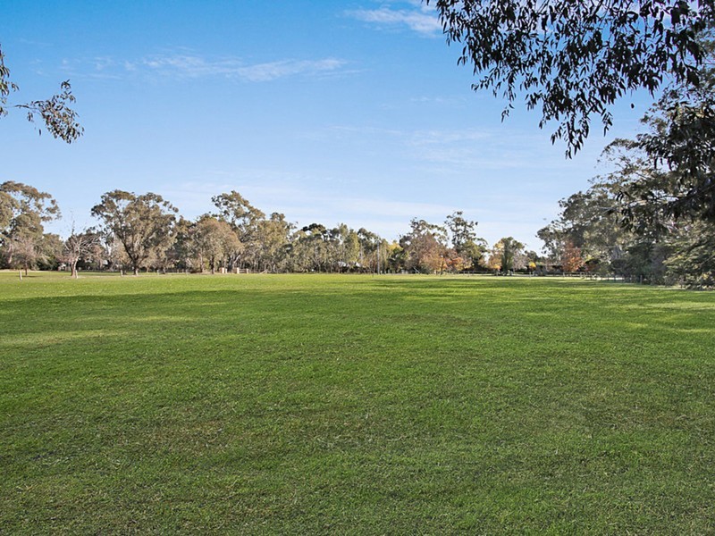 15 Grant Drive, Benalla VIC 3672