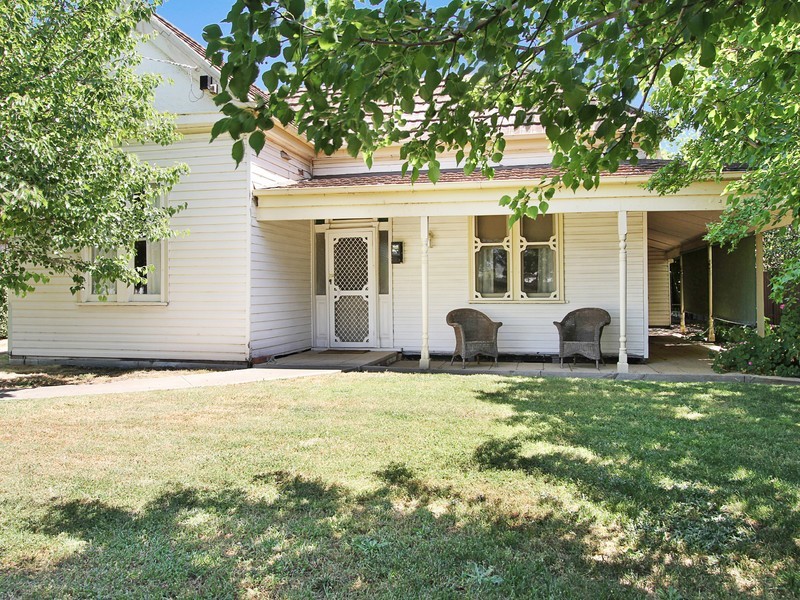 54 Smythe Street, Benalla VIC 3672