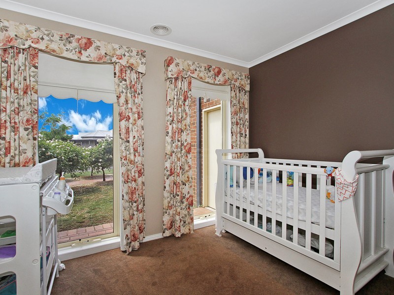 10 Monash Drive, Benalla VIC 3672