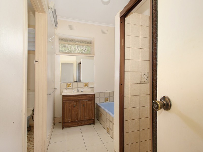 17 McGill Street, Benalla VIC 3672