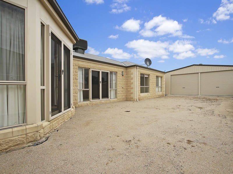 16 Schultz Street, Benalla VIC 3672