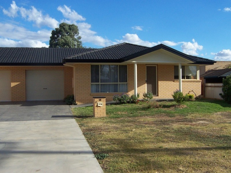 2/14 Kilfeera Road, Benalla VIC 3672