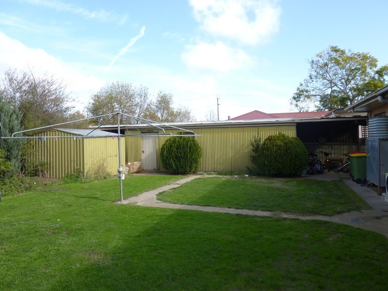 17 Shadforth Street, Benalla VIC 3672